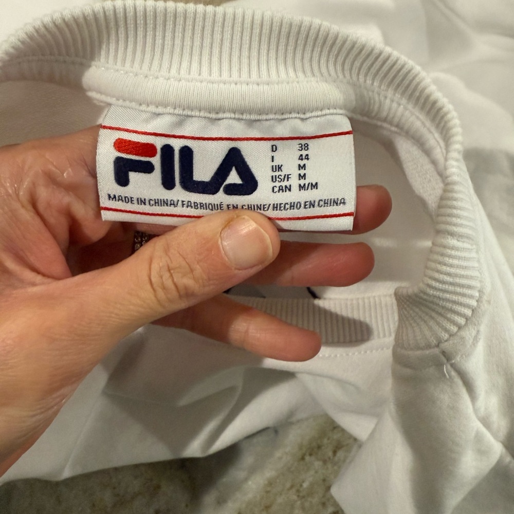 EUC white womens FILA pullover sweatshirt super comfy! - Picture 4 of 7
